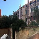 The Countess Apartmán