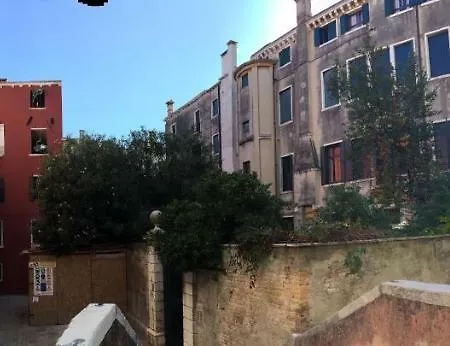 The Countess Apartament